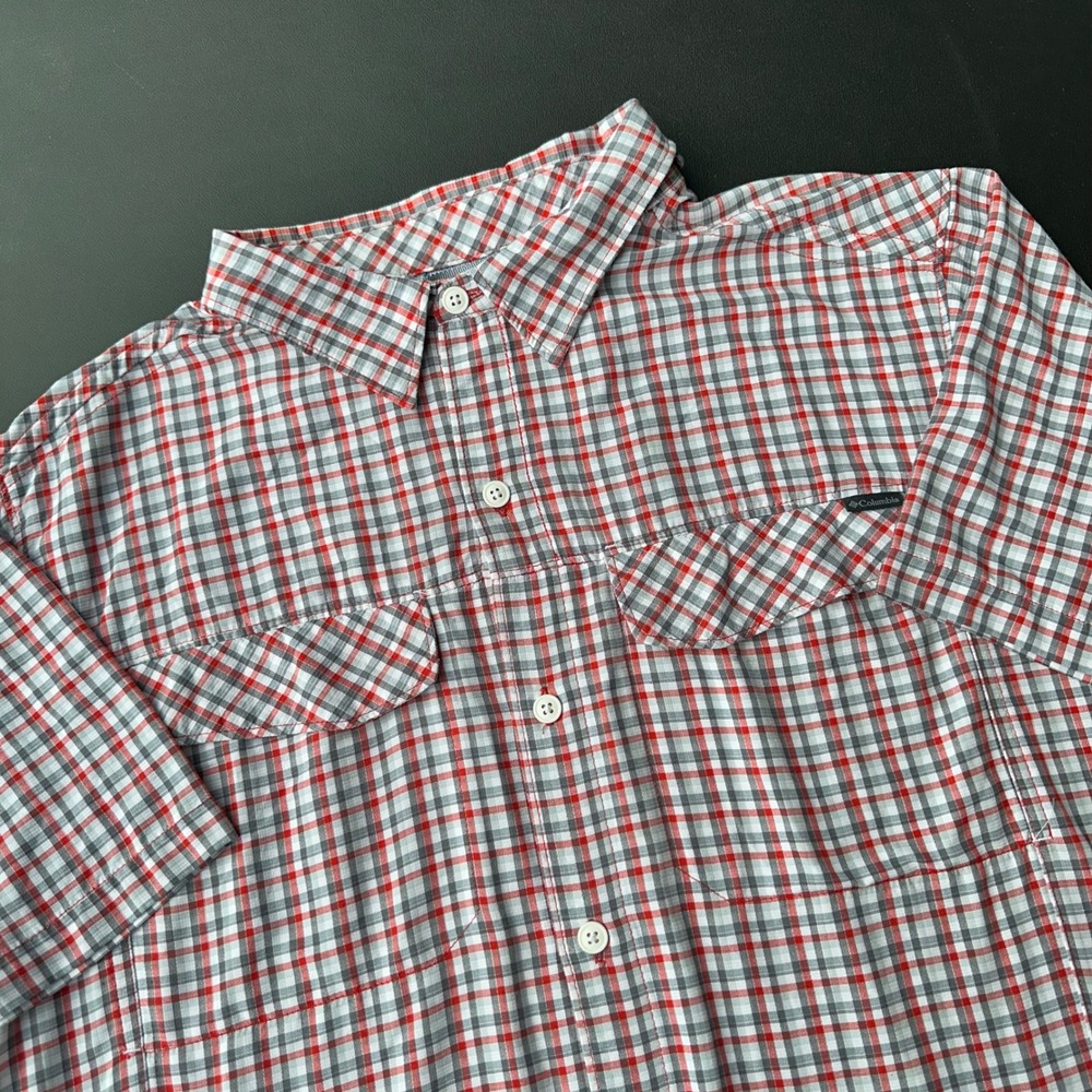 Columbia Plaid Button Up Mens XL Red Grey Short‎ Sleeve Vented Hiking Excellent